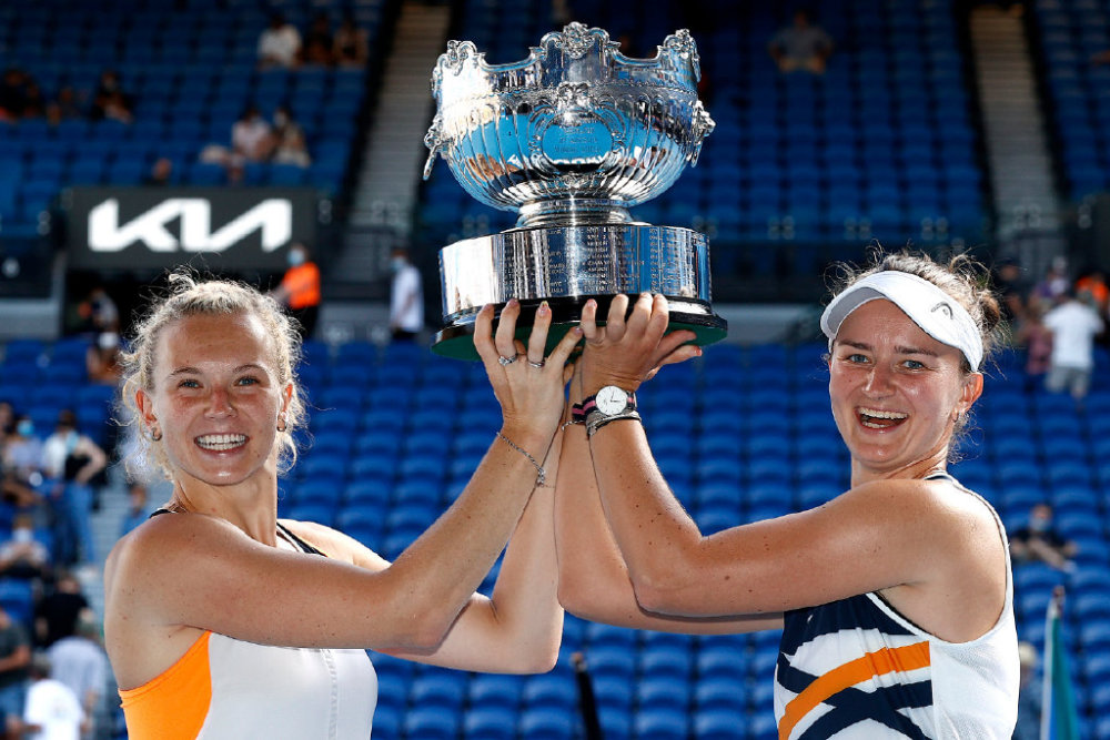 开云体育平台APP-韩国队鏖战马来西亚队，黄鸭组合点燃赛场  第1张